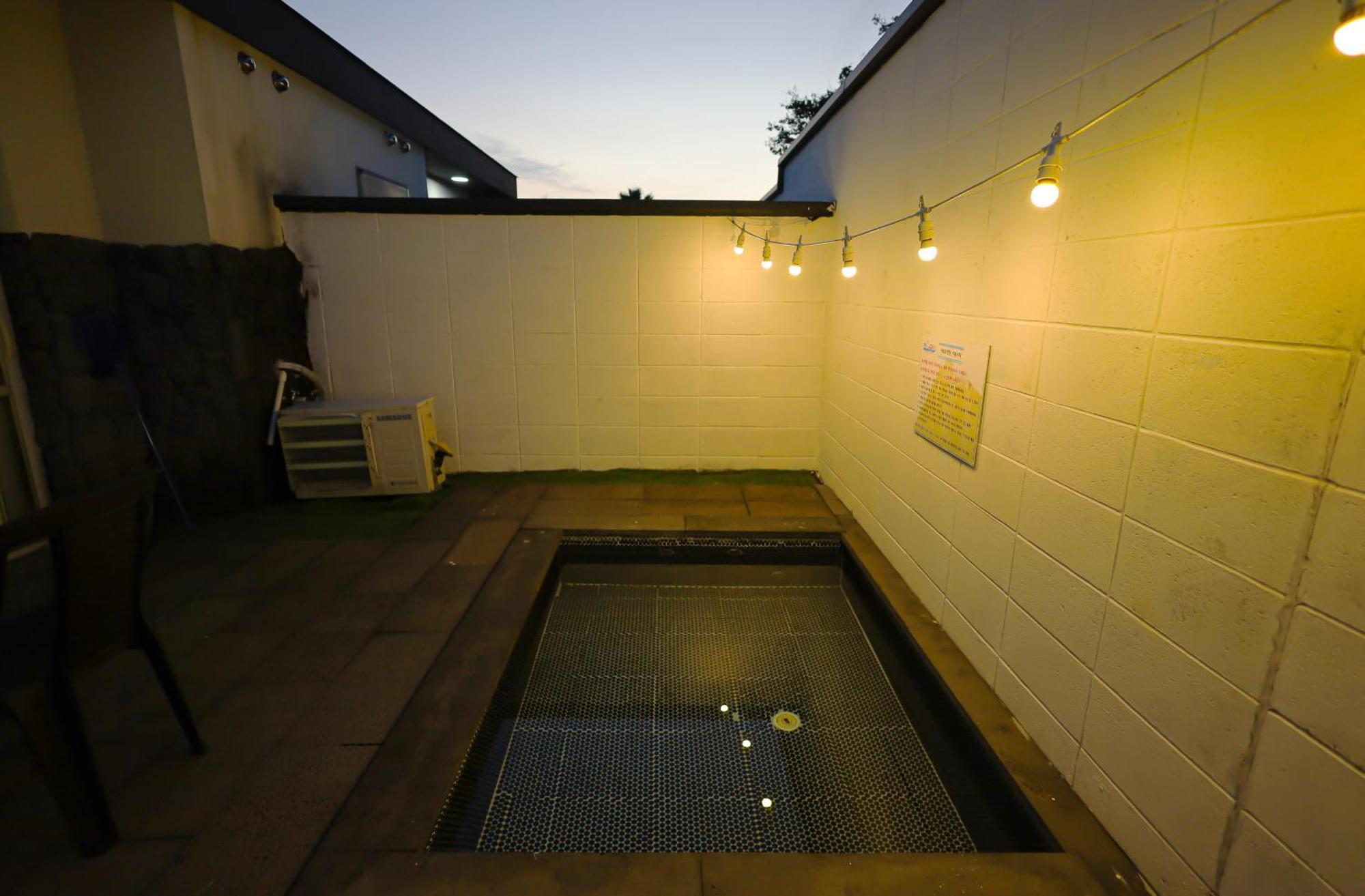 Pool And Villa Sorang Jeju Exterior foto